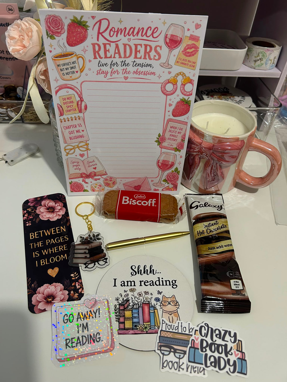 Book Lover Notepad Letter Gift Box